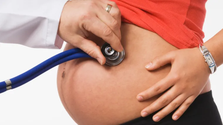 Baka Stana (61) svojoj unuci napravila čarobni afrodizijak - zatrudnjele su obje!