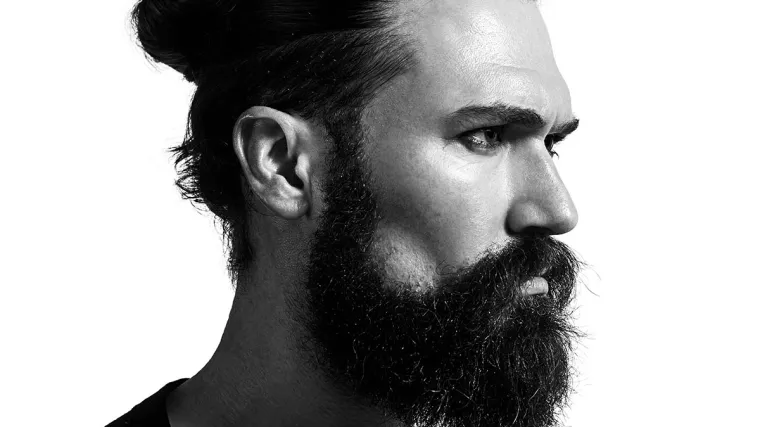 Mu&scaron;karci masovno guglaju kako napraviti mu&scaron;ku punđu