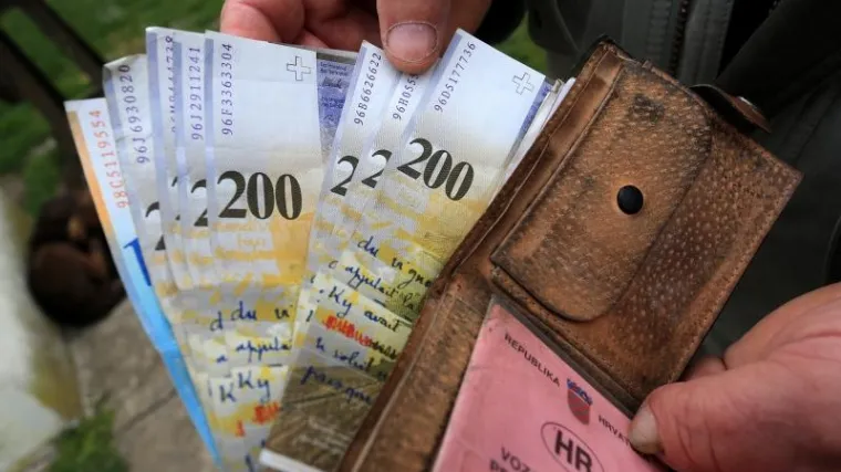 Konverzija CHF kredita ne bi trebala utjecati na kreditnu sposobnost banaka