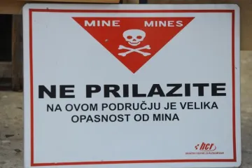 Odlazili na minski sumnjivo područje i tamo se fotografirali