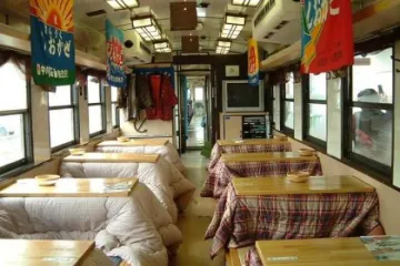 Ima li ne&scaron;to bolje od stola koji je ujedno i krevet?