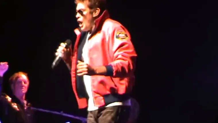 Oh ne, holivudske zvijezde su se ponovno prihvatile mikrofona!