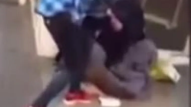 Beskućnik pored kojeg nisu mogle proći bez zaustavljanja