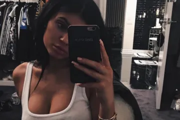 Starleta se na Instagramu požalila kako joj je puknuo nokat