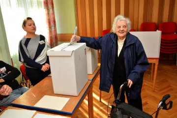 GRAĐANI BIRAJU: Na izbore nije bilo teško doći ni 92 godine staroj Bjelovarčanki