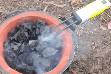 Pune mobitele i baterije na vatri