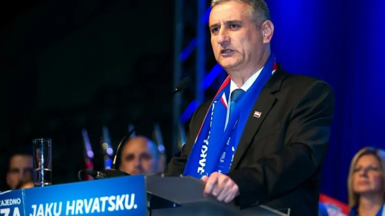 'Hrvatsku neće spa&scaron;avati nikakvi mostovi i mostići, to je glas za SDP'