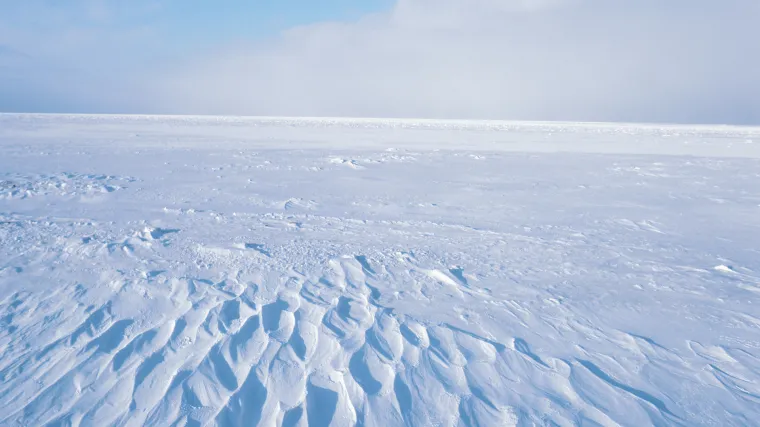 Na Antarktici nastaje više leda nego što ga gubi