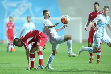 Bezjak fantastičnim volejom srušio Splićane