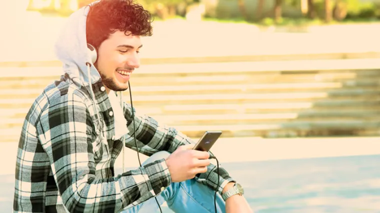 Saznajte za&scaron;to svaki glazbeni hedonist mora imati ovaj mobitel!