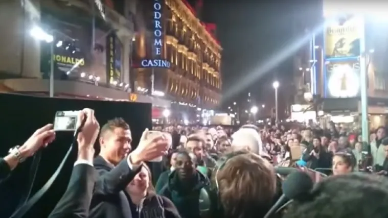 Ronaldo na glamuroznoj premijeri filma o sebi poku&scaron;ao sru&scaron;iti novi rekord
