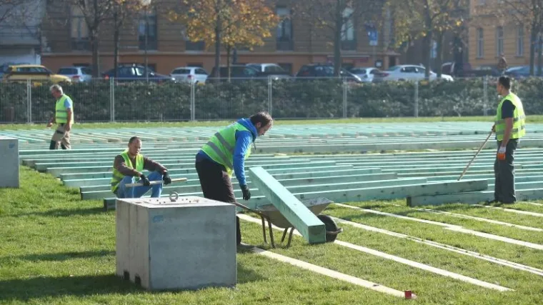 Hrvati smatraju da sve vi&scaron;e rade za sve manju plaću