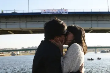 Otkrivamo sve o romantičnoj prosidbi koja je zapalila internet