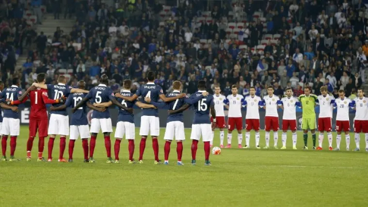 Engleski navijači uče pjevati francusku himnu