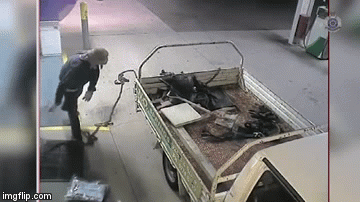 Propali poku&scaron;aj pljačke bankomata nasmijao cijeli internet