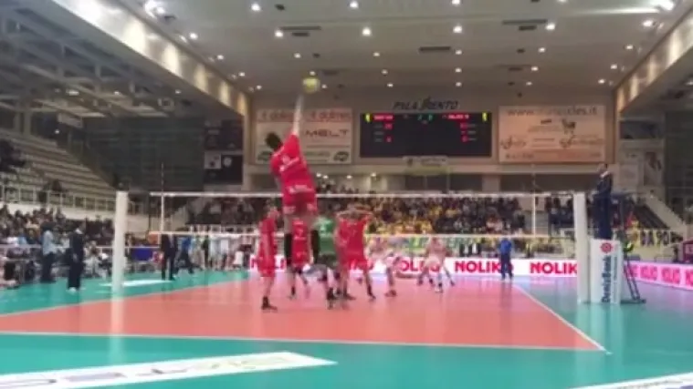 Je li ovo najgori servis u povijesti odbojke?