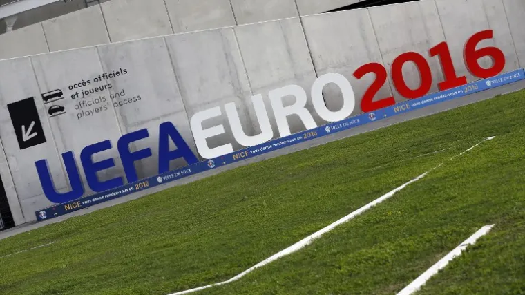 "Francuska se mora odreći Eura, crni petak se može ponoviti"