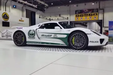 Prometna policija u Dubaiju kupila jedan od samo 918 primjeraka Porsche 918 Spyder modela