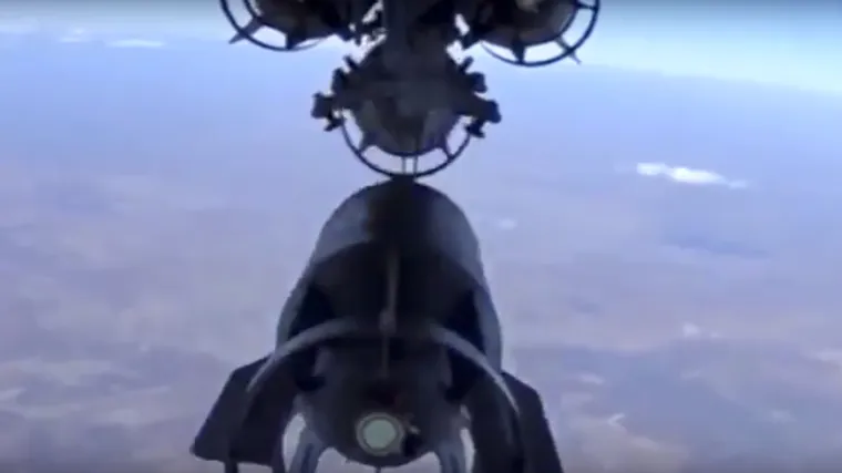 Žestoka ofenziva Putina: Rusi započeli s masovnim bombardiranjem naftnih postrojenja ISIL-a