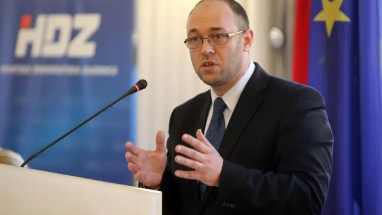 Karamarko tvrdi kako nema raskola u HDZ-u, Stier demantira da bi mogao biti mandatar