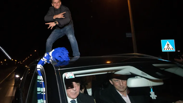 Vitaly napravio show ispred Remetinca: 'Skočio sam na auto da Sanaderu kažem da je on ništa, a ja sam kralj'