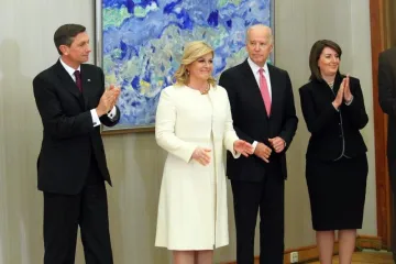 "Oni koji su nekada pucali jedni na druge, sada se međusobno &scaron;ale"