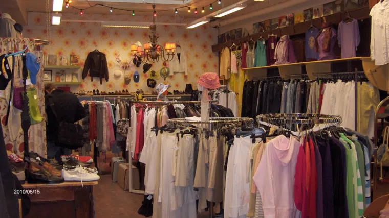 Modna sezona jesen-zima u second hand shopovima: izgledajte skupo, a prođite jeftino!