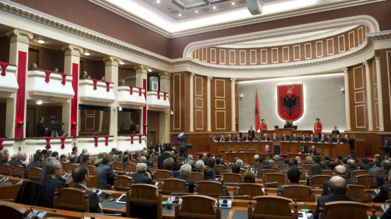 Albanski parlament vi&scaron;e ne želi kriminalce u svojim redovima