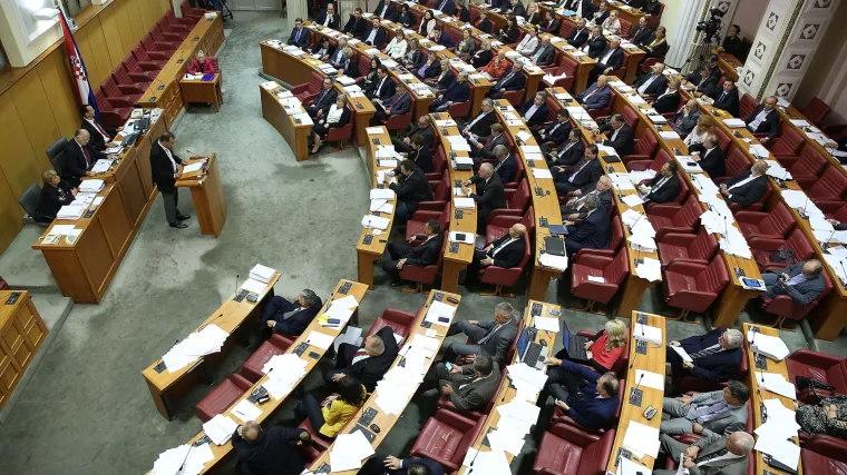 Njih nezaposlenost ne brine: stari saborski zastupnici će jo&scaron; godinu dana dobivati plaću od države!