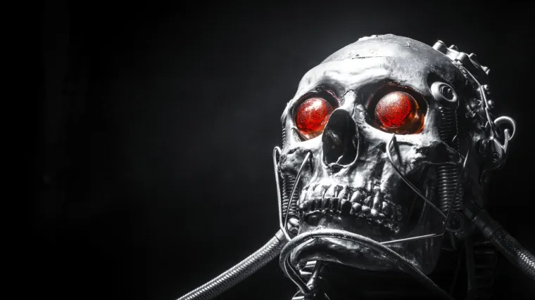 Koliko jako roboti smiju udariti čovjeka?