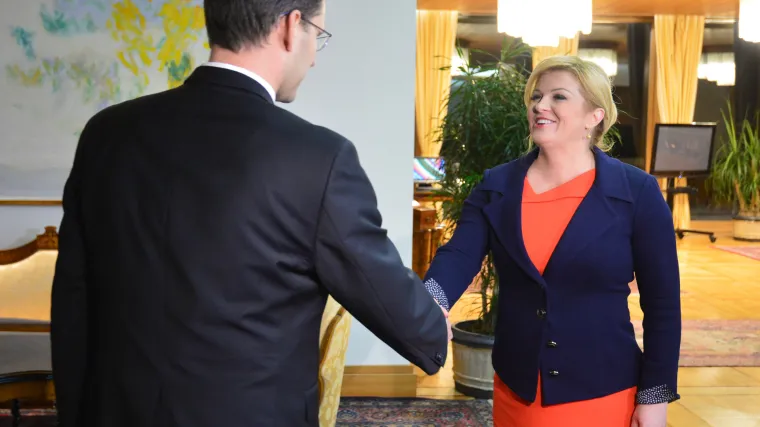 MOST: 'I Petrov je bio iznenađen molbom', Pantovčak: 'Grabar-Kitarović ima pravo razgovarati sa svima'