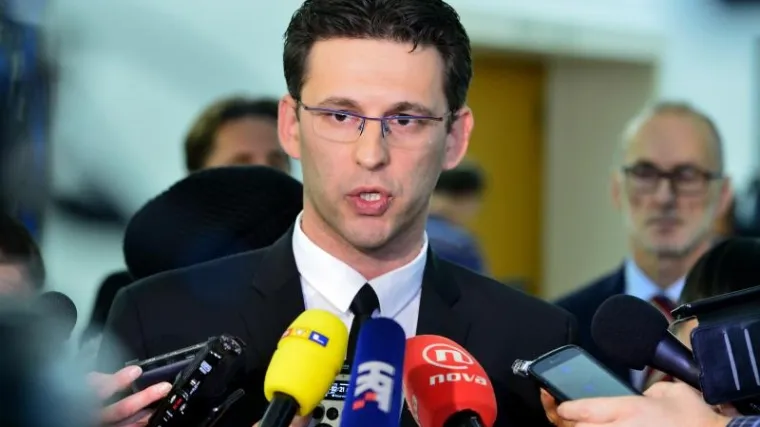 Vidjet ćemo je li Božo Petrov mesija ili političar