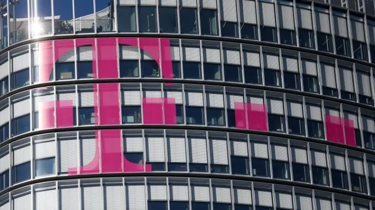 Hrvatska prodaje 500 tisuća dionica Hrvatskog telekoma