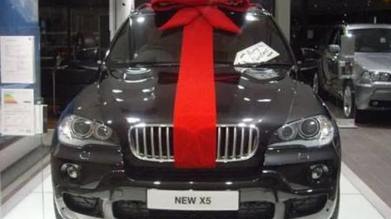 Pojavila se nova nagradna igra koja navodno dijeli BMW X5-ice