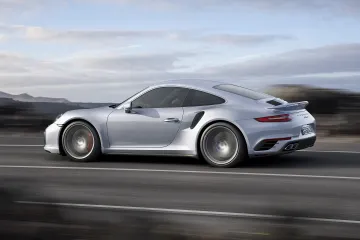 SVEVREMENSKI KLASIK: Osvježene verzije Porsche 911 Turbo i Turbo S modela