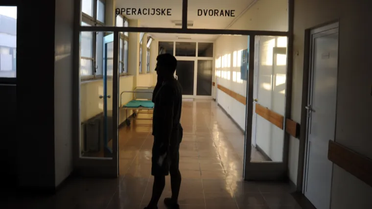 Nakon dva tjedna kome preminuo mladi Splićanin kojega je pretukao prijatelj!