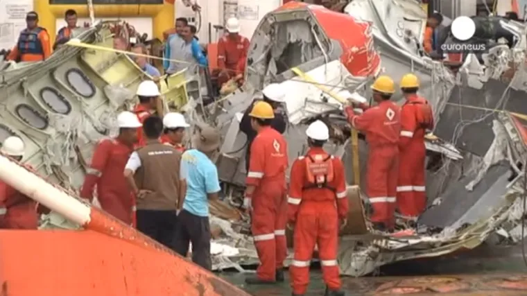Istražitelji napokon otkrili uzrok pada zrakoplova AirAsia