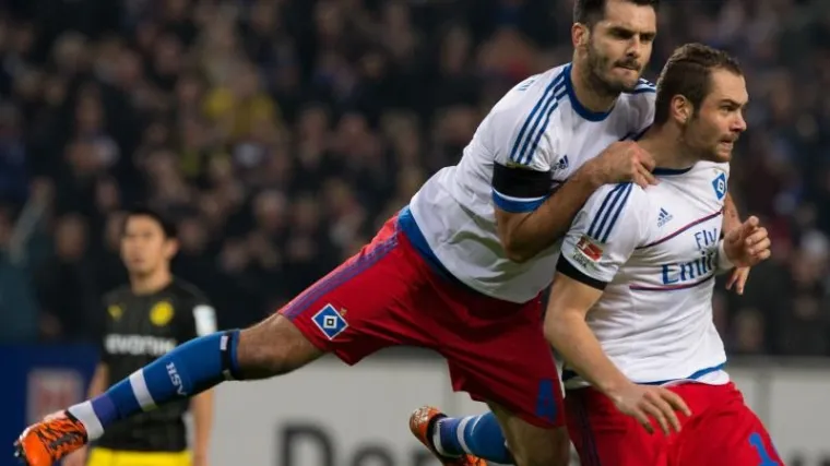 Starih navika se teško riješiti: Spahić opalio šamar suigraču