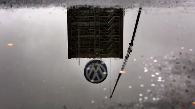 Volkswagen uzima kredit od barem 20 milijardi eura