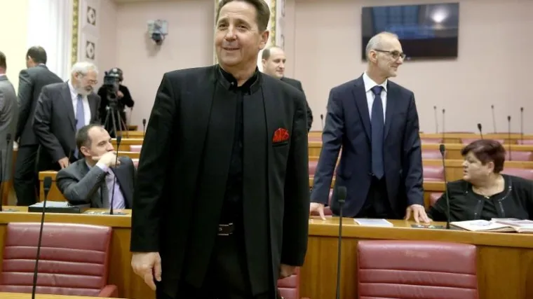 Ovo paše HDZ-u, Podolnjak je odustao zbog Petrova