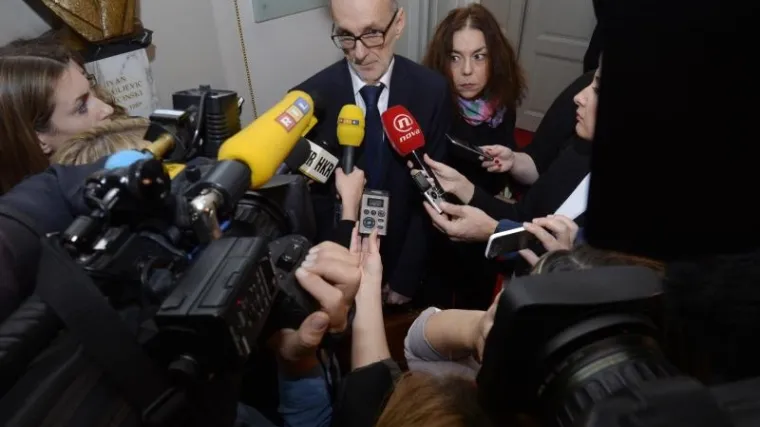 "Odustao sam od mjesta predsjednika radi dosljednosti i principa"