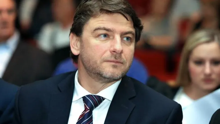 "Dobro da je sazvala saborsku sjednicu"