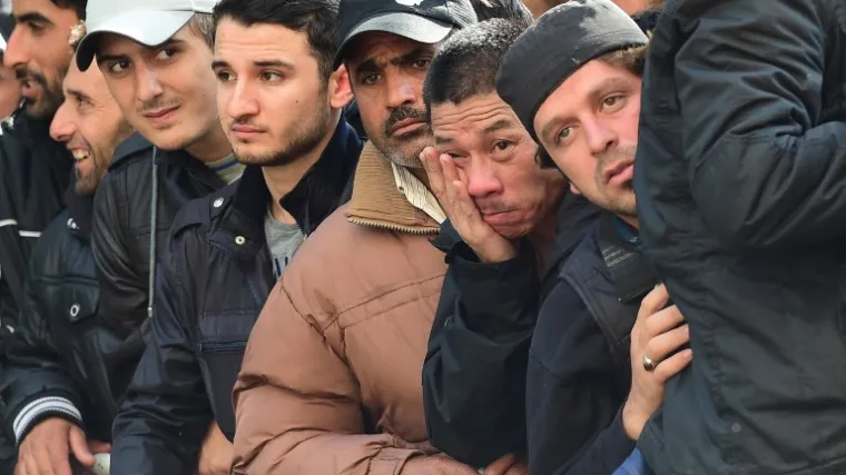 Pala mreža krijumčara koja je dnevno prebacivala 100 migranata u EU