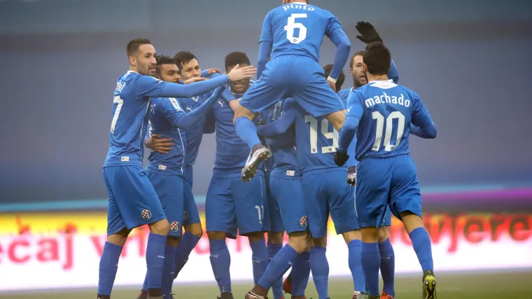 Soudani golom u zadnjim sekundama derbija donio Dinamu pobjedu i prvo mjesto na ljestvici