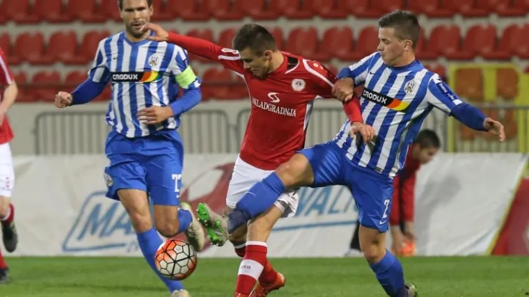 Dva penala i crveni karton u drugom splitsko-zagrebačkom dvoboju