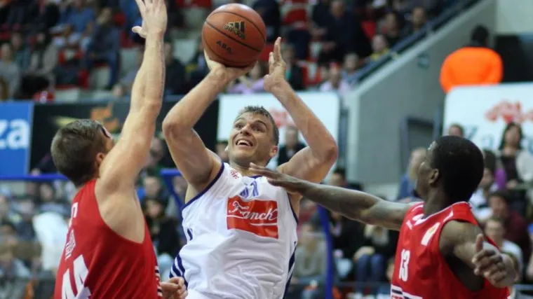 Vodeća momčad lige protutnjala Draženovim domom