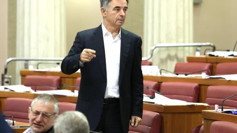 Pupovac: 'Iako preferiramo koaliciju Hrvatska raste, ne isključujemo mogućnost potpore vladi HDZ-a'