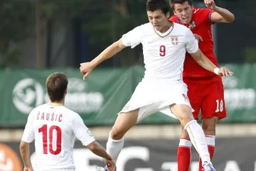 Dinamo dovodi napadača Crvene zvezde!