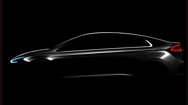 Prvi automobil s tri različita električna pogona stiže u siječnju