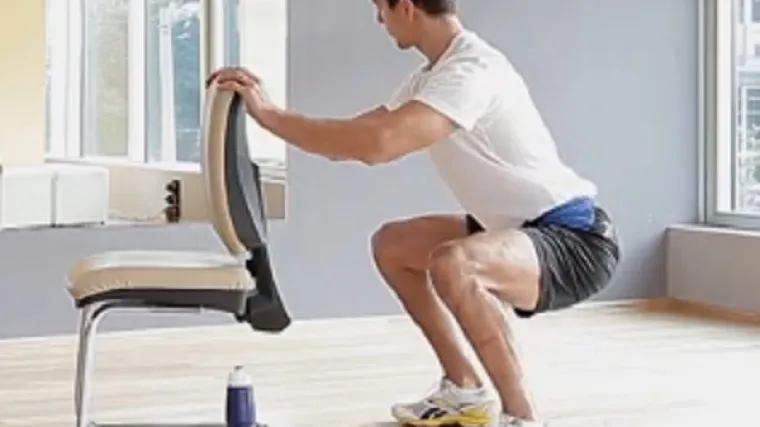 Neka stolica na kojoj čitav dan sjedite posluži i za vježbanje